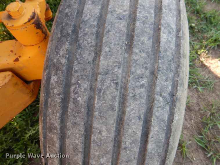 image for item KP9293 John Deere 400  backhoe