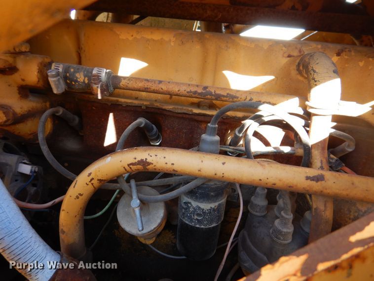 image for item KP9297 Allis Chalmers HD4  track loader