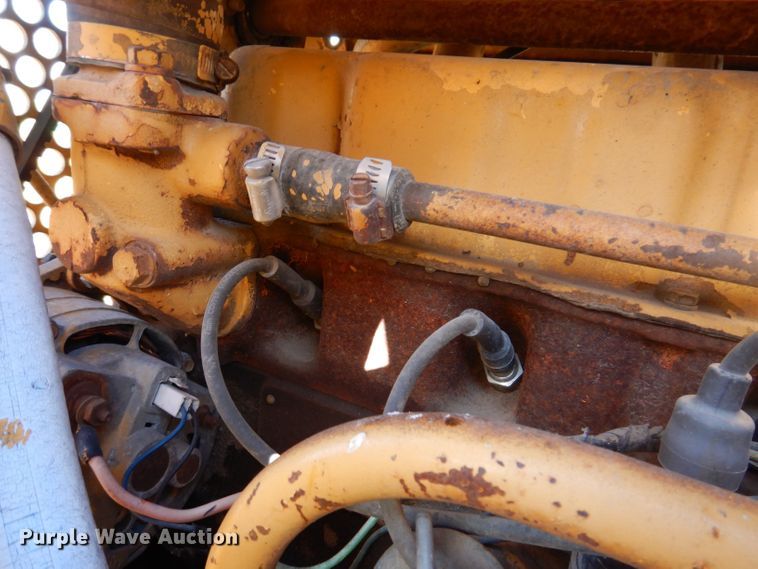 image for item KP9297 Allis Chalmers HD4  track loader