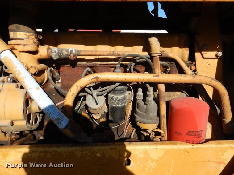 image for item KP9297 Allis Chalmers HD4  track loader