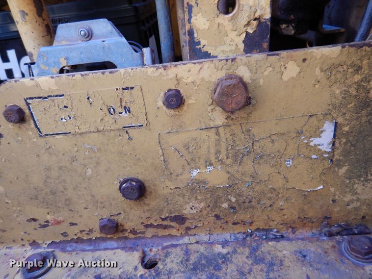 image for item KP9297 Allis Chalmers HD4  track loader