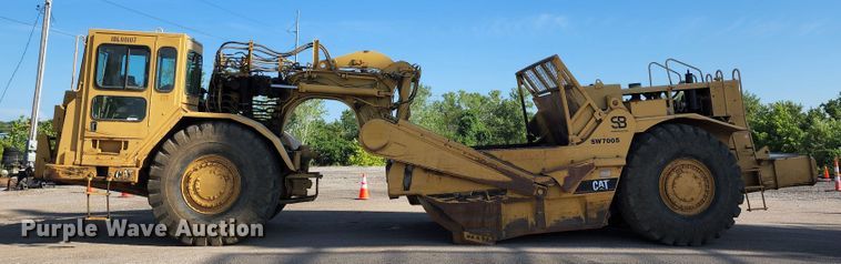 image for item KT9896 1994 Caterpillar 627F  conventional scraper