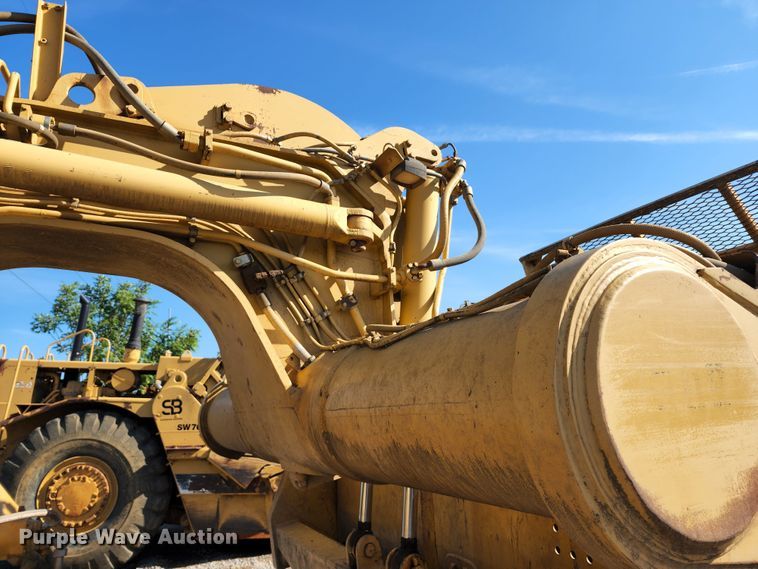 image for item KT9896 1994 Caterpillar 627F  conventional scraper