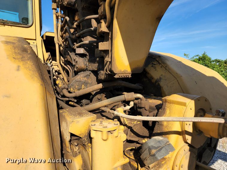 image for item KT9896 1994 Caterpillar 627F  conventional scraper