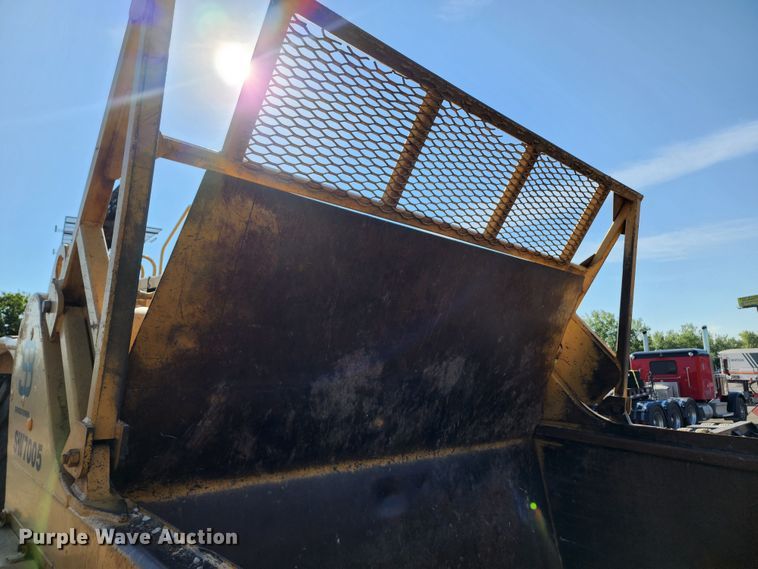 image for item KT9896 1994 Caterpillar 627F  conventional scraper