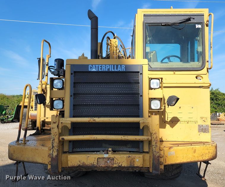 image for item KT9897 1998 Caterpillar 627F  conventional scraper