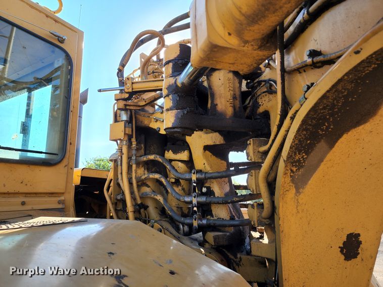 image for item KT9897 1998 Caterpillar 627F  conventional scraper