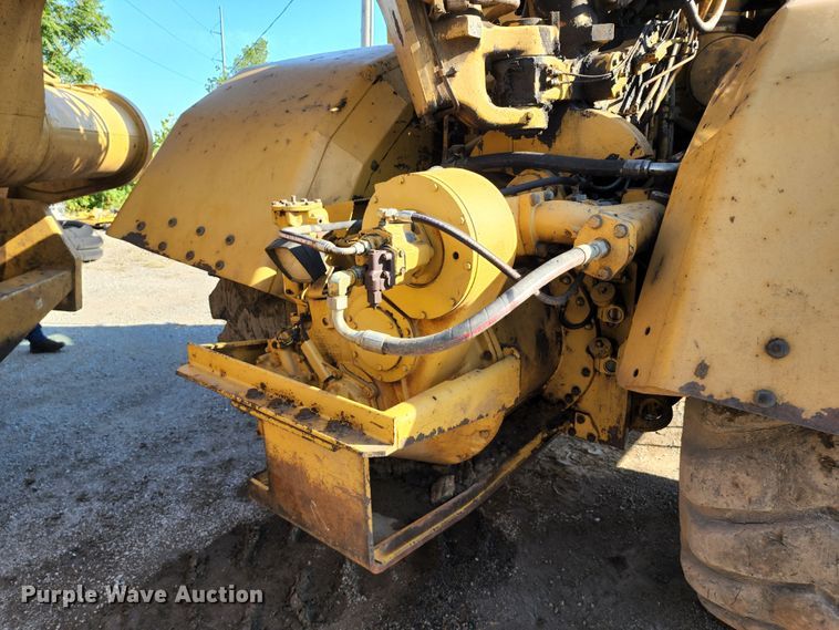 image for item KT9897 1998 Caterpillar 627F  conventional scraper