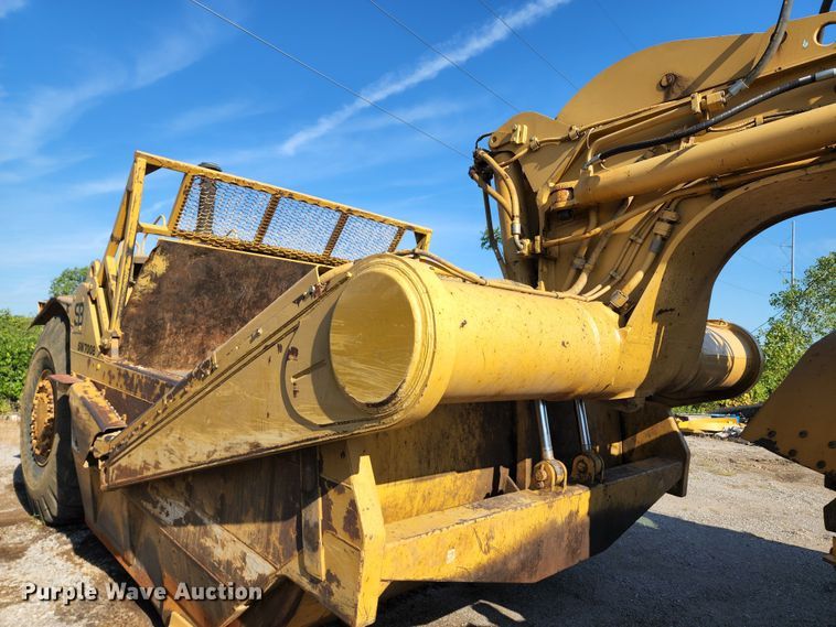 image for item KT9897 1998 Caterpillar 627F  conventional scraper