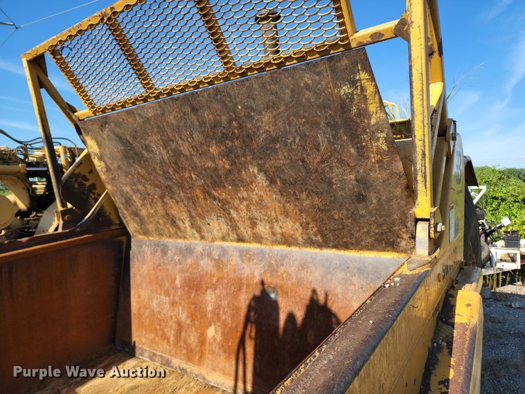 image for item KT9897 1998 Caterpillar 627F  conventional scraper