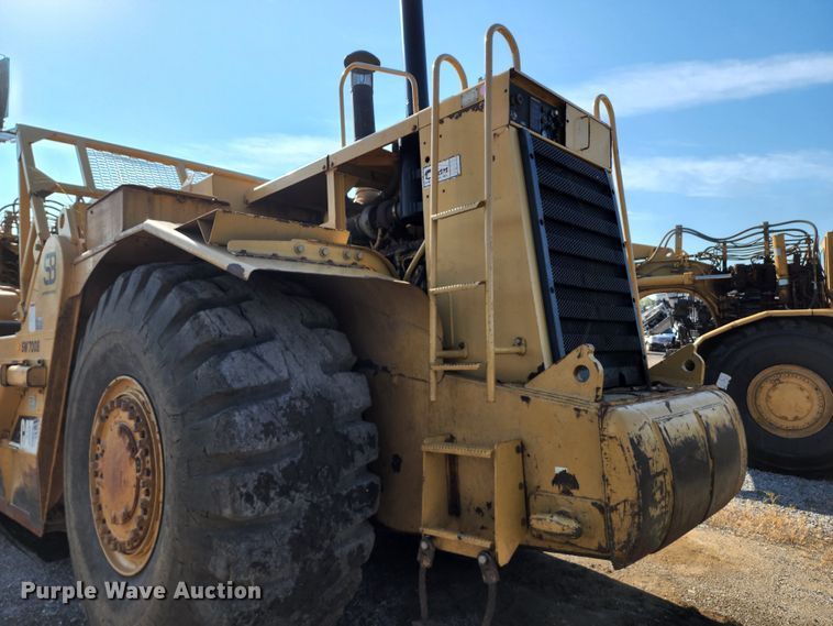 image for item KT9897 1998 Caterpillar 627F  conventional scraper