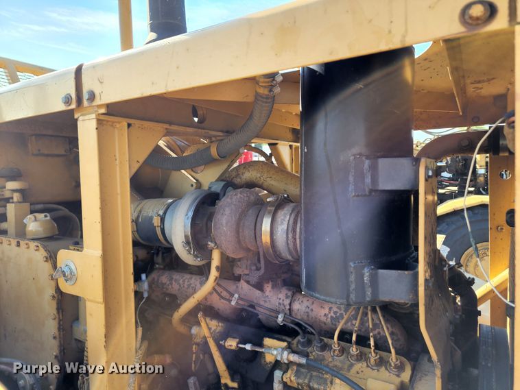 image for item KT9897 1998 Caterpillar 627F  conventional scraper