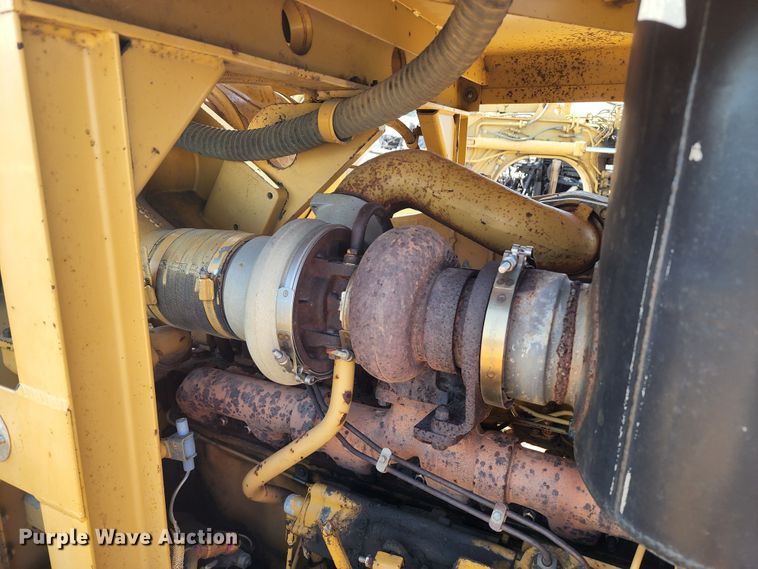 image for item KT9897 1998 Caterpillar 627F  conventional scraper