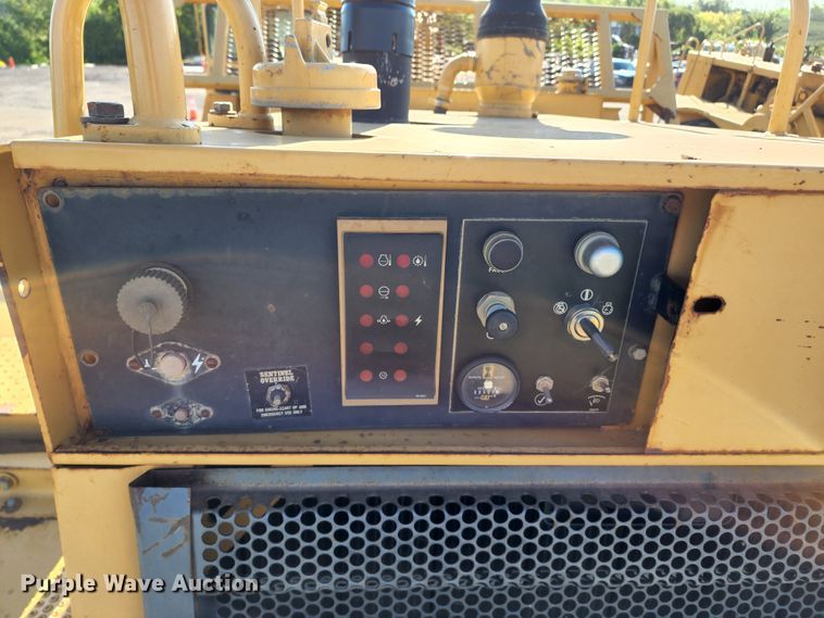 image for item KT9897 1998 Caterpillar 627F  conventional scraper