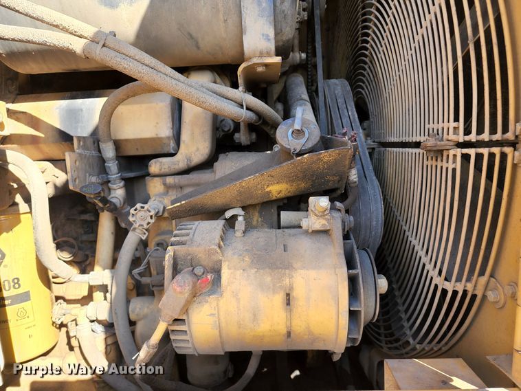 image for item KT9897 1998 Caterpillar 627F  conventional scraper