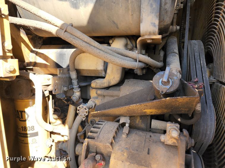 image for item KT9897 1998 Caterpillar 627F  conventional scraper