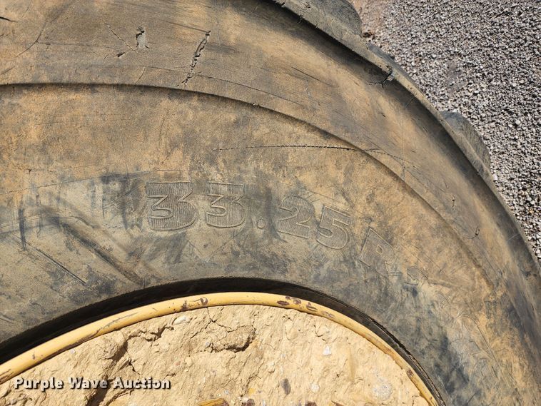 image for item KT9897 1998 Caterpillar 627F  conventional scraper