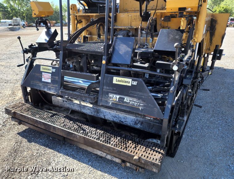image for item KT9898 2008 Caterpillar AP655D  paver