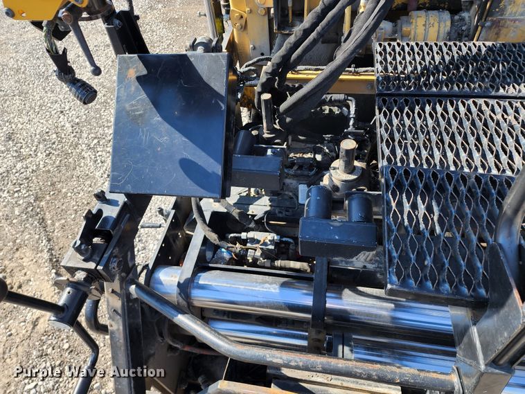 image for item KT9898 2008 Caterpillar AP655D  paver