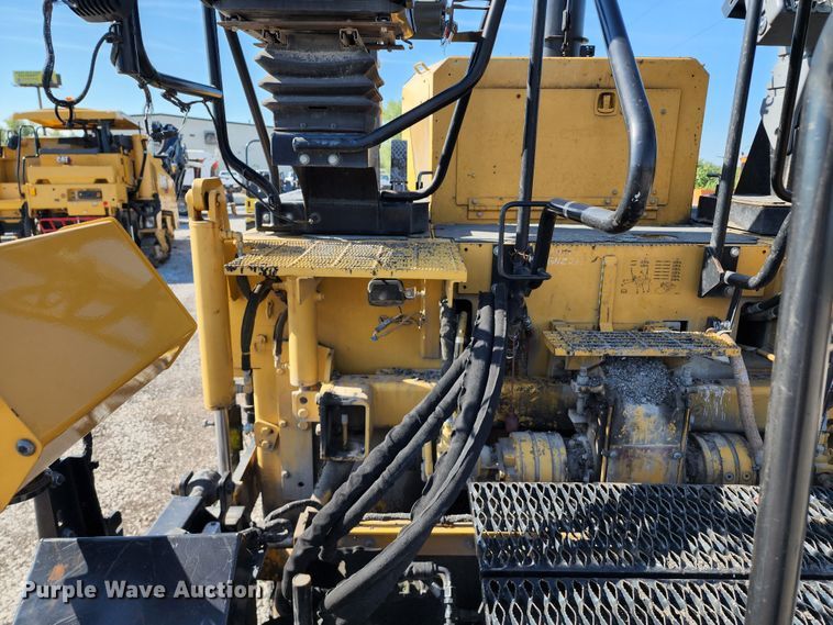 image for item KT9898 2008 Caterpillar AP655D  paver