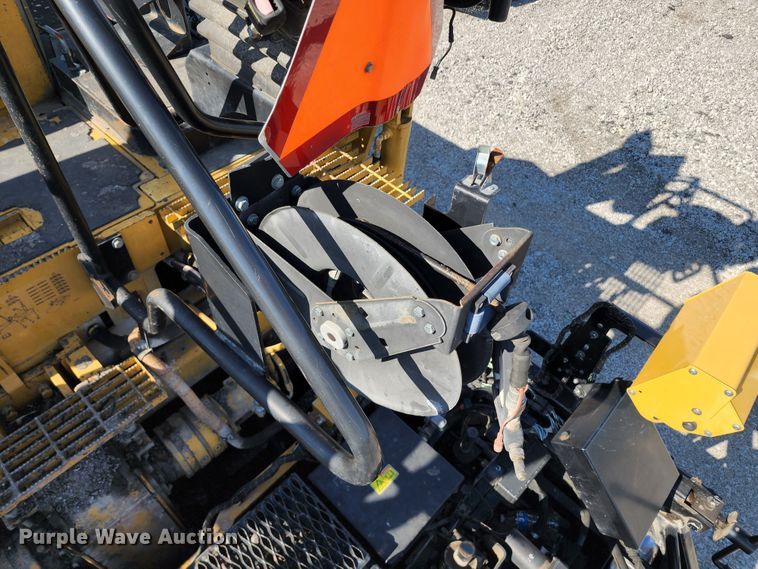 image for item KT9898 2008 Caterpillar AP655D  paver