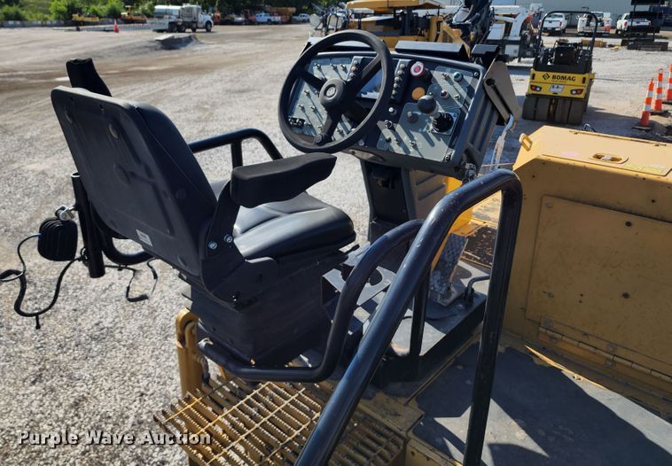 image for item KT9898 2008 Caterpillar AP655D  paver