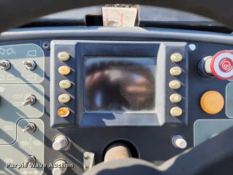 image for item KT9898 2008 Caterpillar AP655D  paver