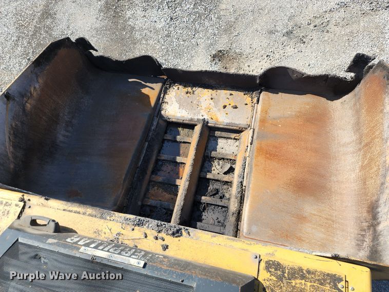 image for item KT9898 2008 Caterpillar AP655D  paver