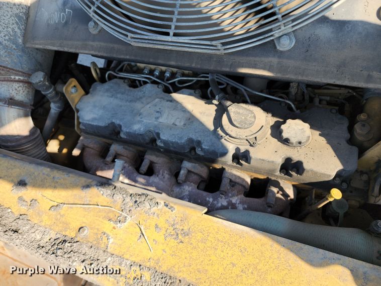 image for item KT9898 2008 Caterpillar AP655D  paver