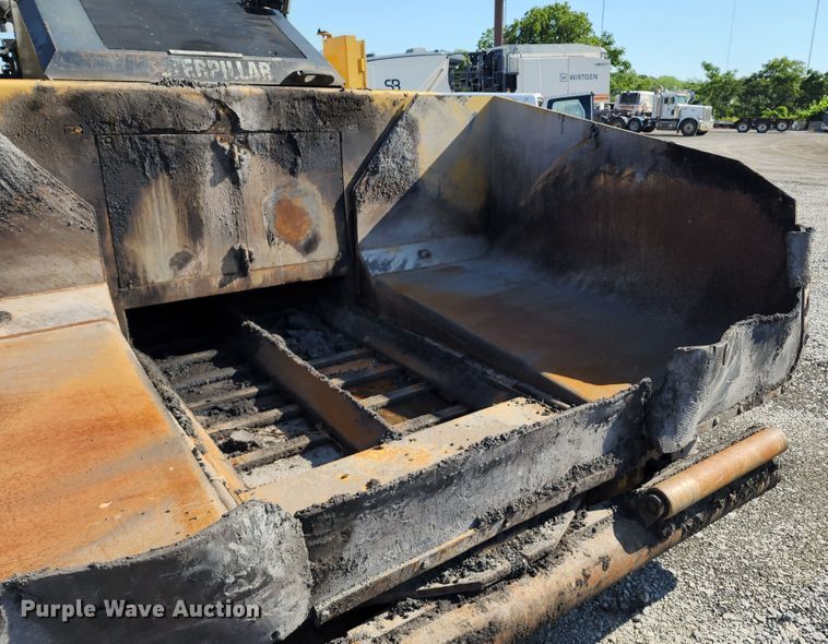 image for item KT9898 2008 Caterpillar AP655D  paver