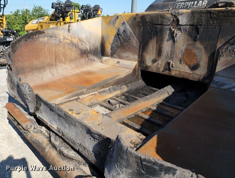 image for item KT9898 2008 Caterpillar AP655D  paver