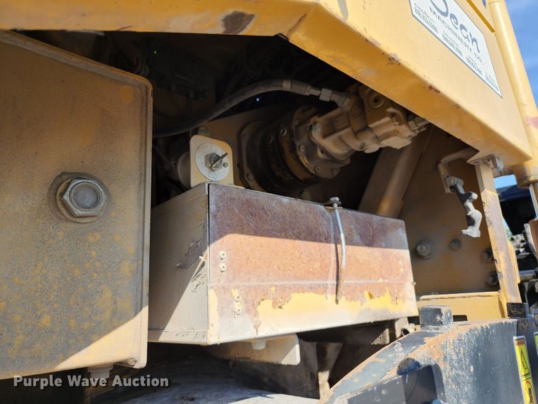 image for item KT9898 2008 Caterpillar AP655D  paver