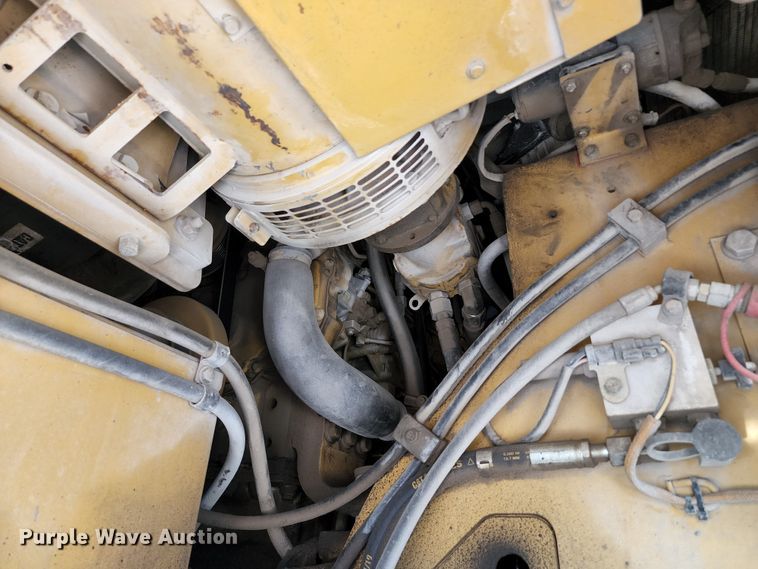 image for item KT9898 2008 Caterpillar AP655D  paver