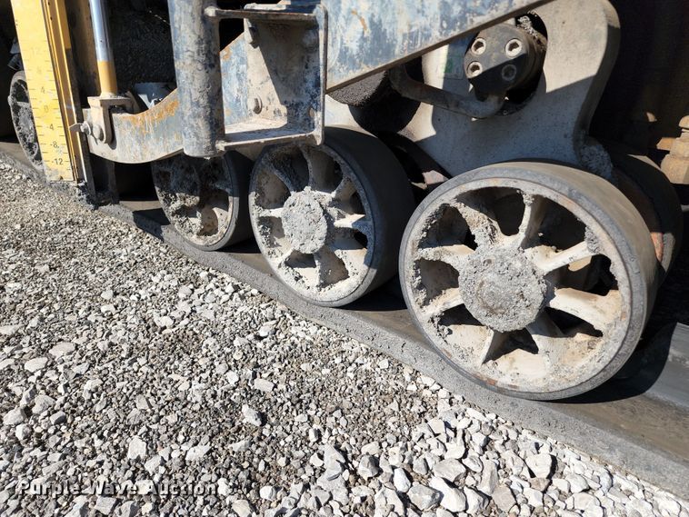 image for item KT9898 2008 Caterpillar AP655D  paver