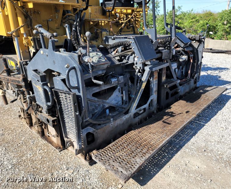 image for item KT9899 2014 Caterpillar AP1055E  paver