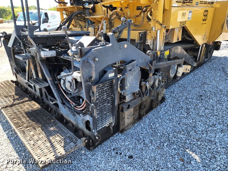 image for item KT9899 2014 Caterpillar AP1055E  paver