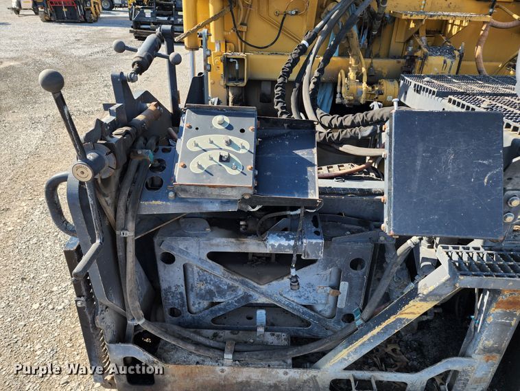 image for item KT9899 2014 Caterpillar AP1055E  paver