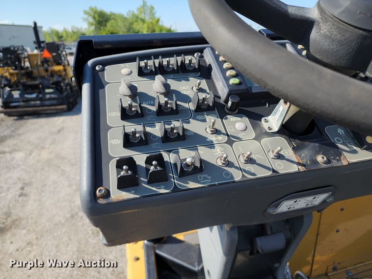 image for item KT9899 2014 Caterpillar AP1055E  paver