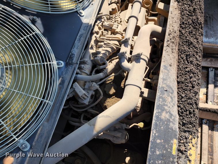 image for item KT9899 2014 Caterpillar AP1055E  paver