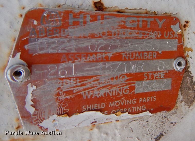 image for item LB9920 1985 Versalift SHV-28-BI  boom