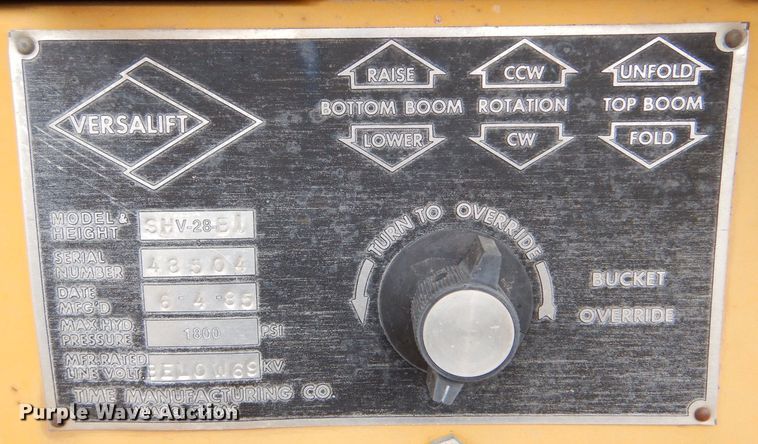 image for item LB9920 1985 Versalift SHV-28-BI  boom