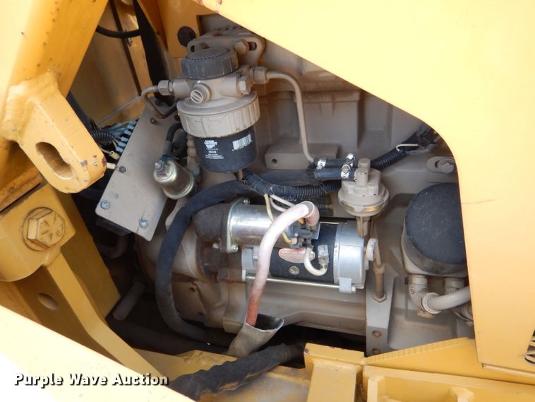 image for item LB9932 2002 Vermeer Flex Track 75  vibratory cable plow