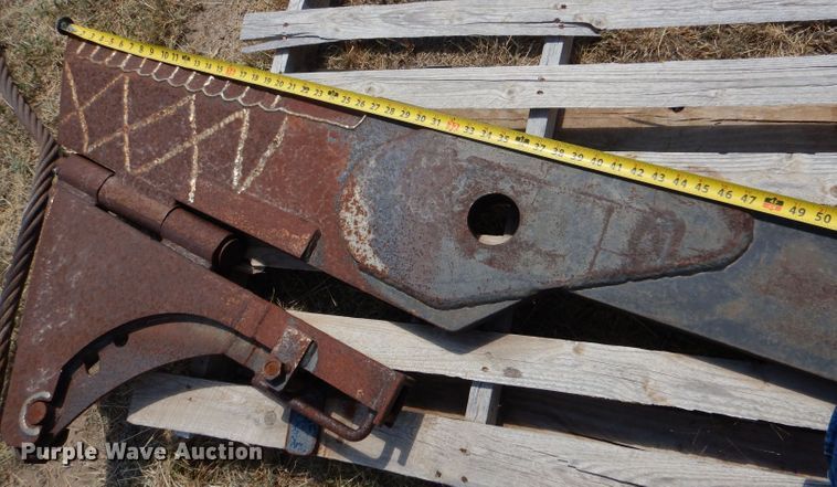 image for item LB9932 2002 Vermeer Flex Track 75  vibratory cable plow