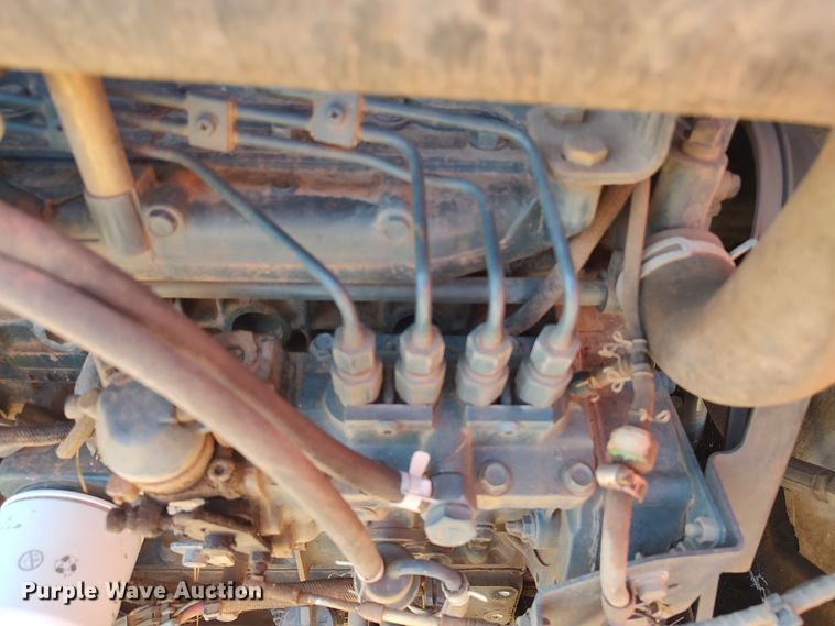 image for item LK9223 2005 Bobcat S300  skid steer loader