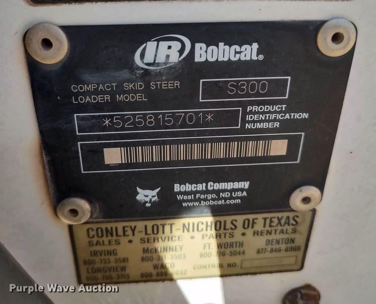 image for item LK9223 2005 Bobcat S300  skid steer loader