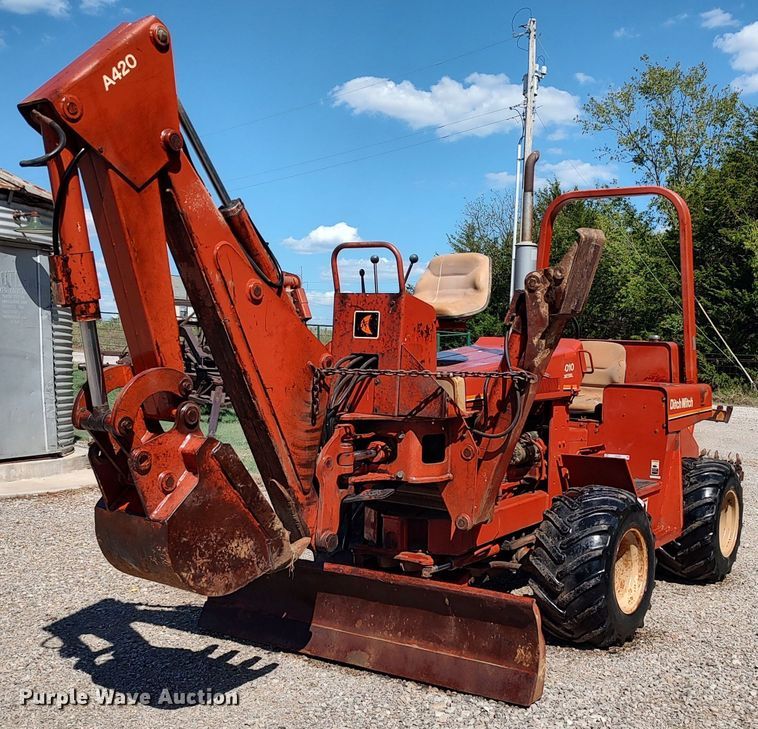 image for item LK9828 1986 Ditch Witch 4010DD  bucket wheel trencher