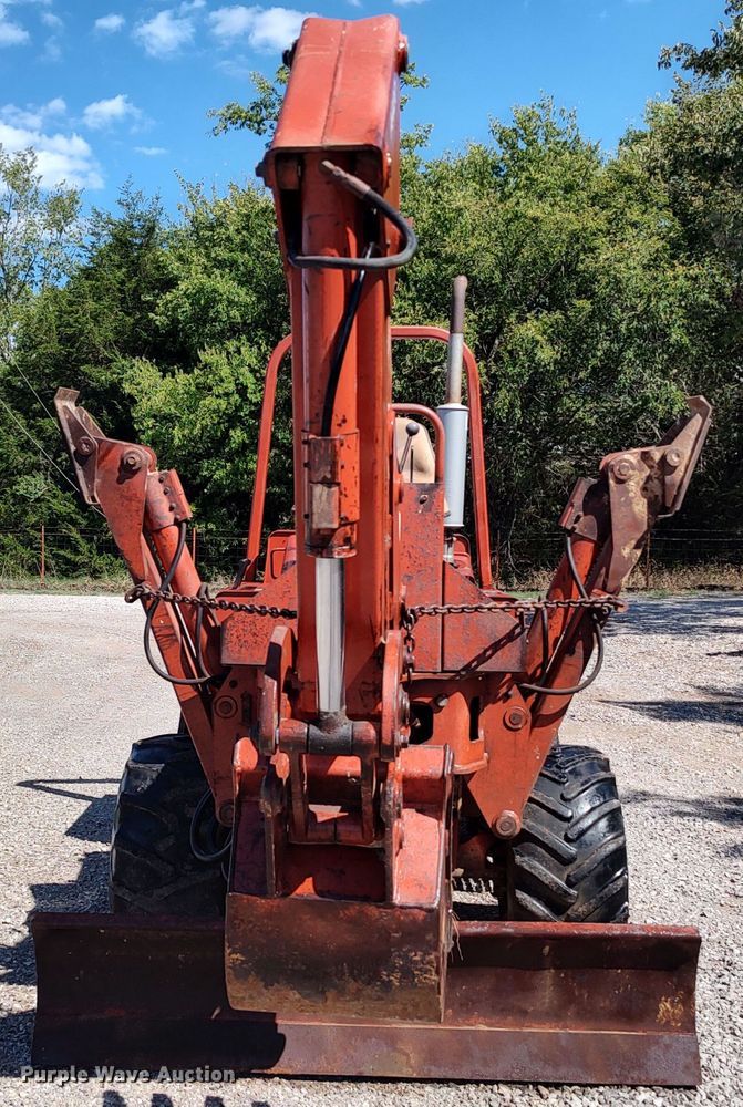 image for item LK9828 1986 Ditch Witch 4010DD  bucket wheel trencher