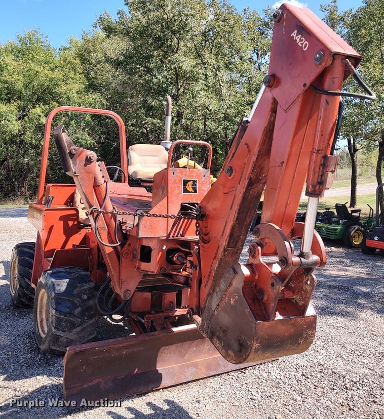 image for item LK9828 1986 Ditch Witch 4010DD  bucket wheel trencher