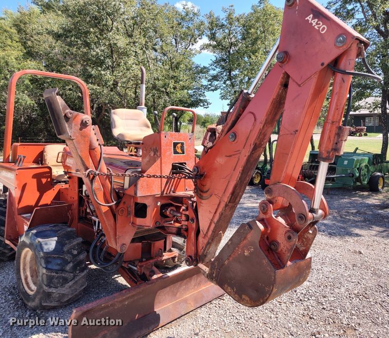image for item LK9828 1986 Ditch Witch 4010DD  bucket wheel trencher