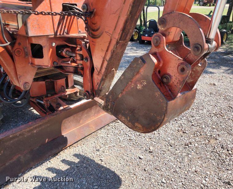 image for item LK9828 1986 Ditch Witch 4010DD  bucket wheel trencher